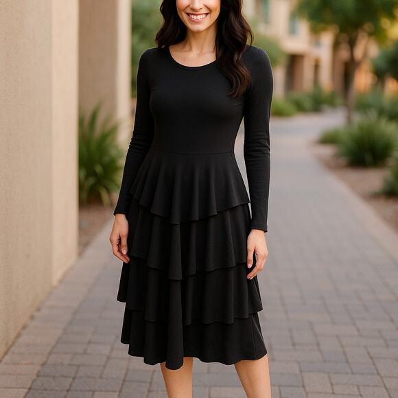 LuLaRoe Womens Dress Size Medium Solid Black Georgia Tiered Scoop Neck NEW - Picture 1 of 6